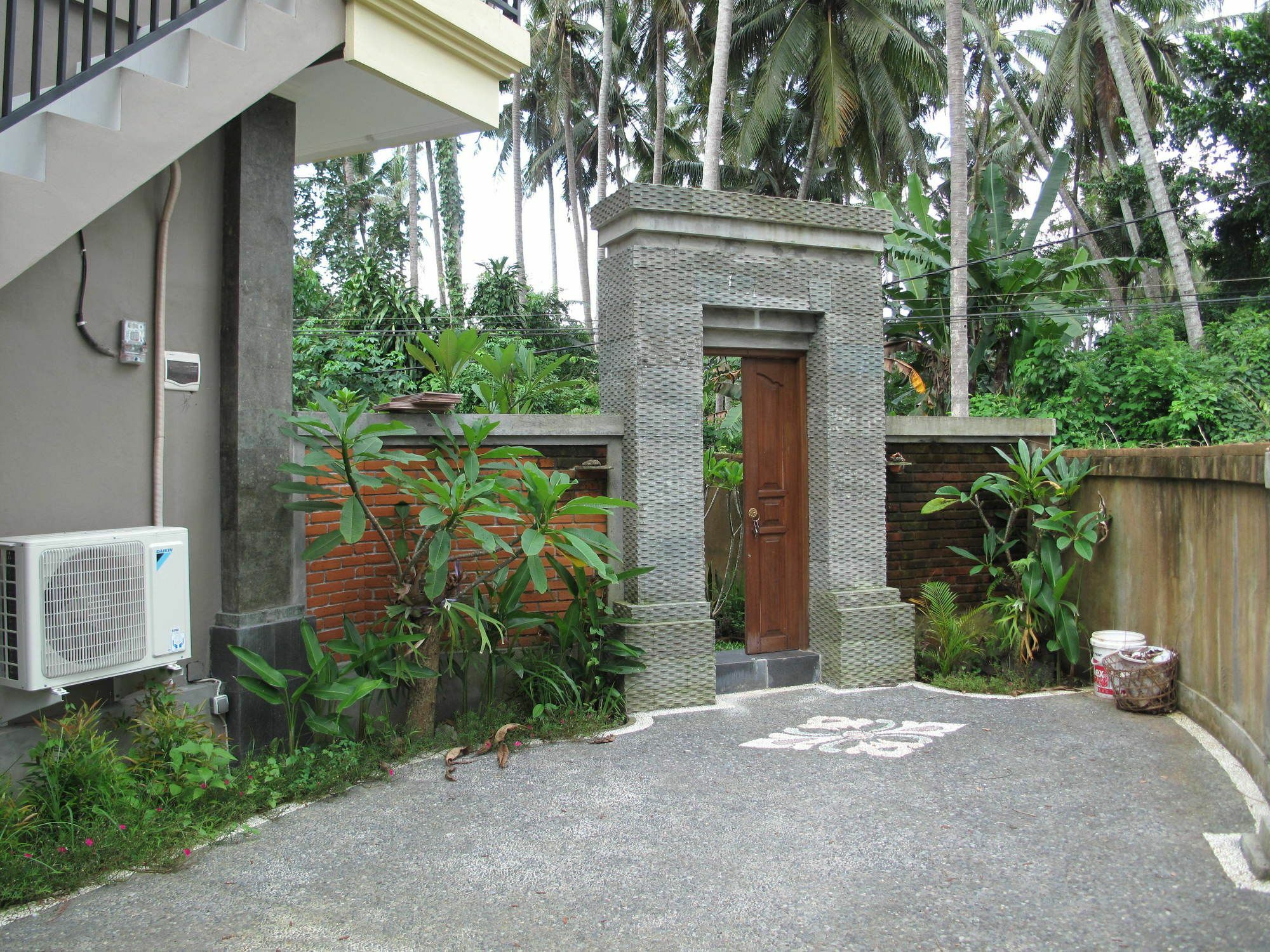 Отель Sunrise Coconut House Убуд Экстерьер фото